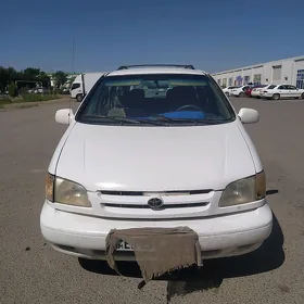 Toyota Sienna 2000