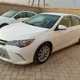 Toyota Camry 2015