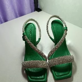 Босоножки