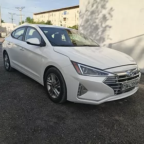 Hyundai Elantra 2020