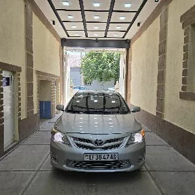 Toyota Corolla 2012