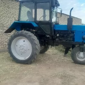 MTZ 80 2002
