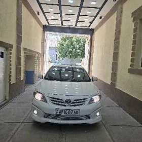 Toyota Corolla 2012