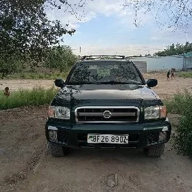 Nissan Pathfinder 2002