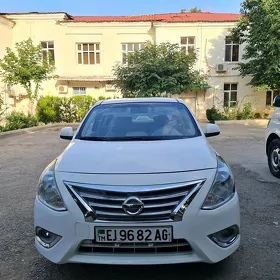 Nissan Sunny 2023