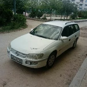 Opel Omega 1998