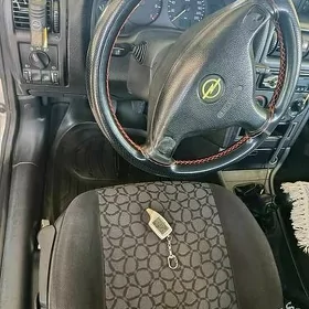 Opel Astra 1999