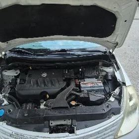 Nissan Versa 2010
