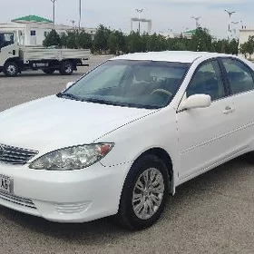 Toyota Camry 2005