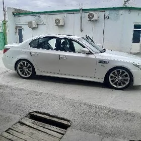 BMW E60 2007