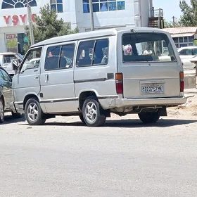 Toyota Hiace 1990