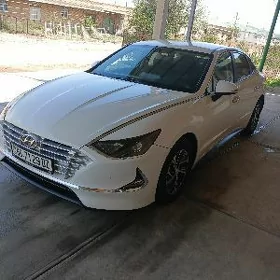 Hyundai Sonata 2022