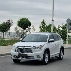 Toyota Highlander 2016