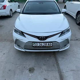 Toyota Camry 2022