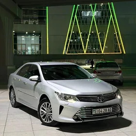 Toyota Camry 2016