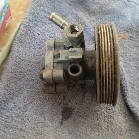 Yrlawoy usilitel toyota
