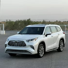 Toyota Highlander 2023