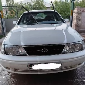 Toyota Avalon 1999