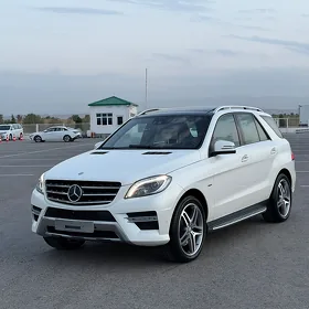 Mercedes-Benz ML400 2015