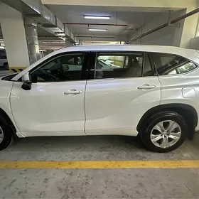 Toyota Highlander 2021