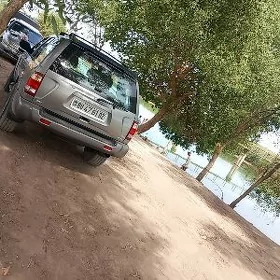 Nissan Pathfinder 2001