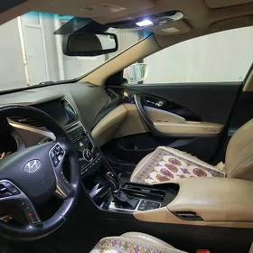Hyundai Azera 2015