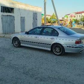 BMW 528 2000