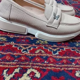 köwüş