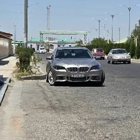 BMW F10 2011