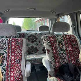 Toyota Sienna 2003