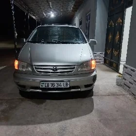 Toyota Sienna 2002