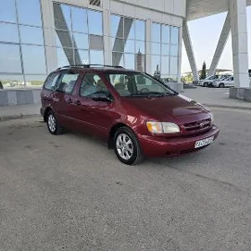 Toyota Sienna 2000