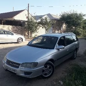 Opel Omega 1997