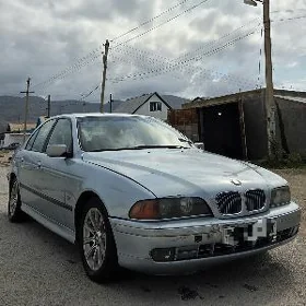 BMW E39 1998