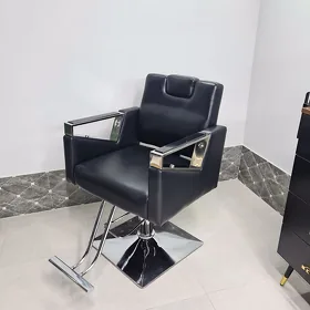 Dellekhana salon