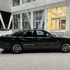 Mercedes-Benz E-Class 1997