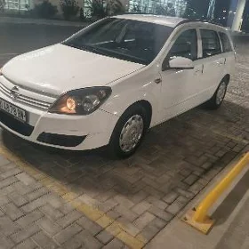 Opel Astra 2004