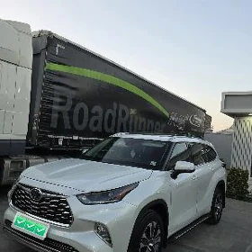 Toyota Highlander 2022