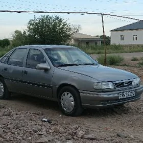 Opel Vectra 1992