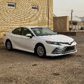 Toyota Camry 2020