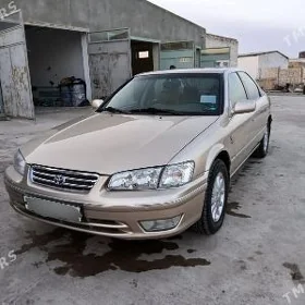 Toyota Camry 2001