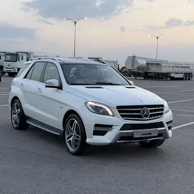 Mercedes-Benz ML400 2015