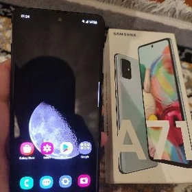 SAMSUNG A71