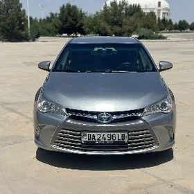 Toyota Camry 2017