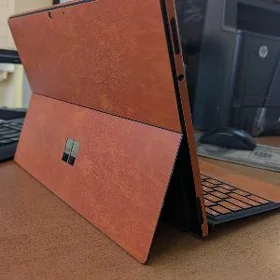 Microsoft surface 8 pro