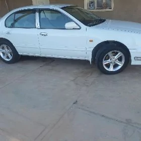 Nissan Cefiro 1995