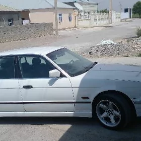 BMW 525 1989