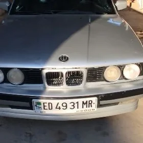 BMW 525 1992