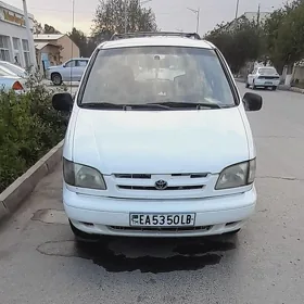 Toyota Sienna 1999