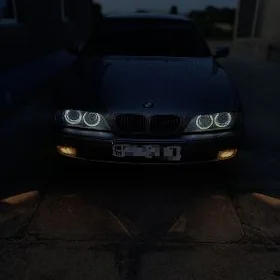 BMW E39 1997